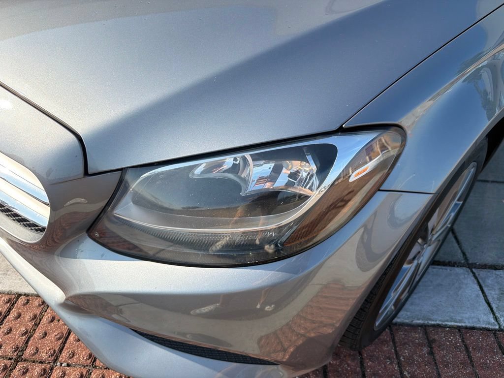 Used 2016 Mercedes-Benz C 300 Sedan image 11
