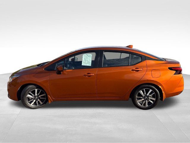 Certified 2022 Nissan Versa SV FWD image 5