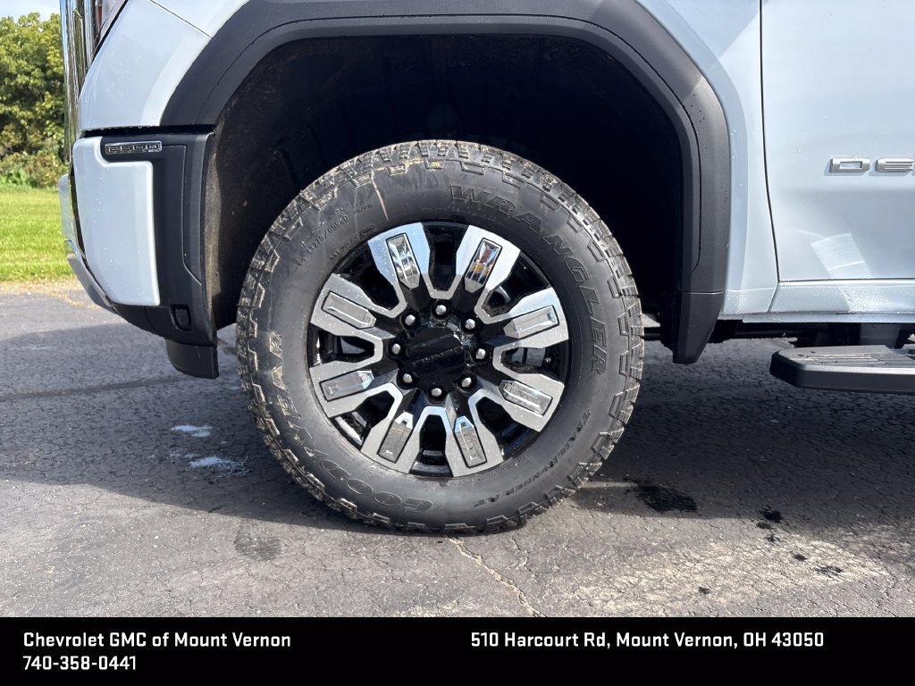 New 2026 GMC Sierra 2500 Denali w/ Denali Reserve Package AWD/4WD image 25