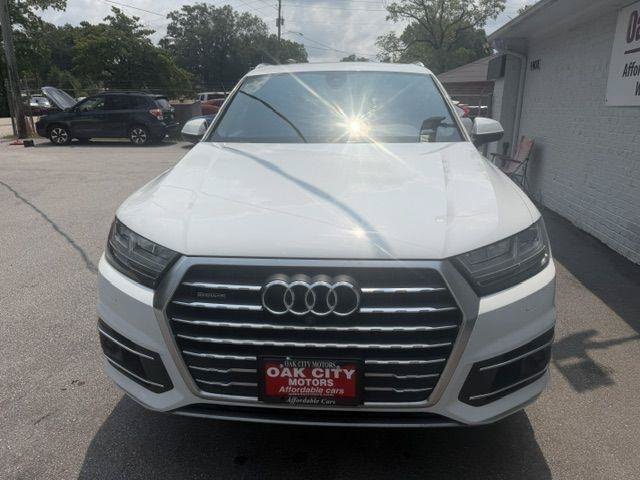 Used 2018 Audi Q7 3.0T Premium Plus w/ Premium Plus Package AWD/4WD image 3