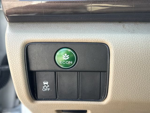 Used 2016 Honda Accord EX image 24