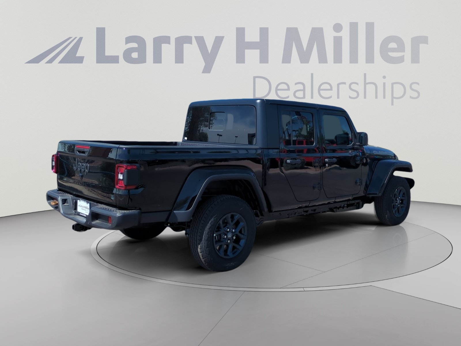 New 2026 Jeep Gladiator Sport AWD/4WD image 5