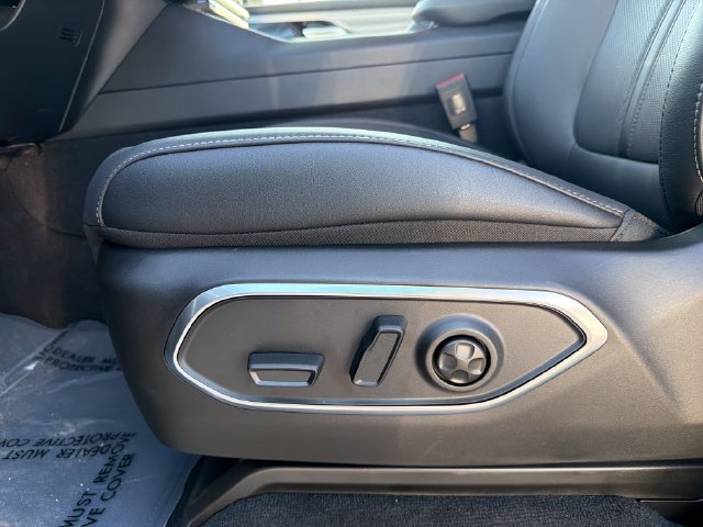 New 2026 Jeep Grand Wagoneer Limited AWD/4WD image 12