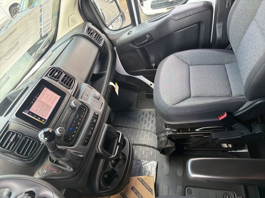 New 2026 RAM ProMaster 2500 w/ Convenience Group FWD image 17