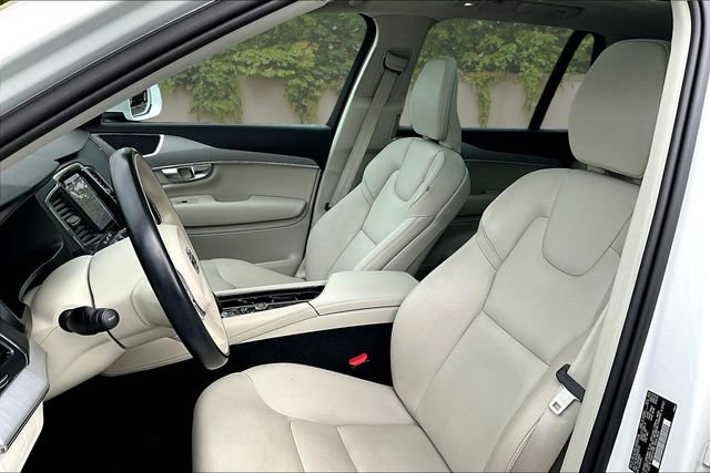 Used 2023 Volvo XC90 B5 Core w/ Climate Package AWD/4WD image 21