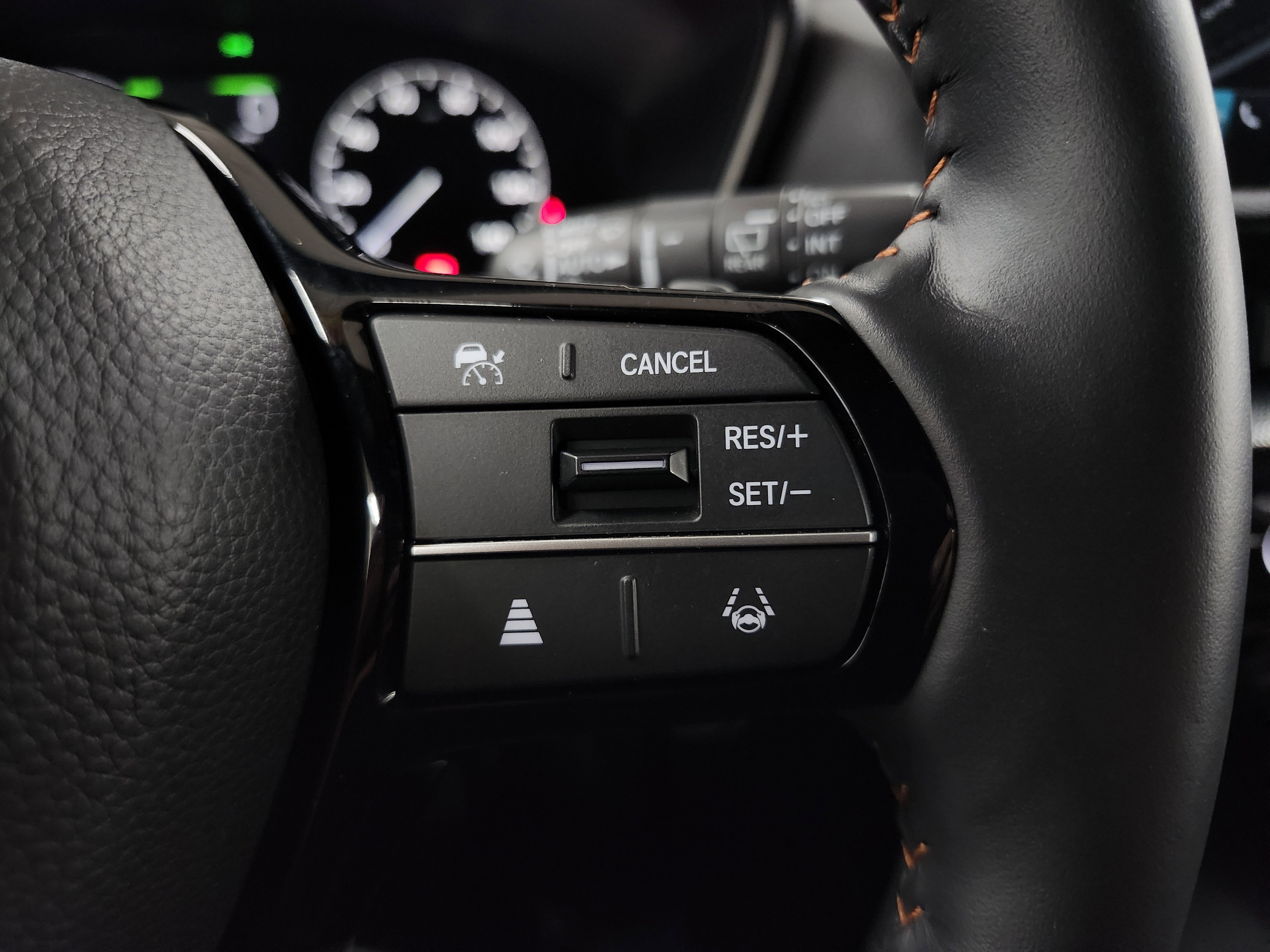 Used 2025 Honda CR-V Sport Touring image 13