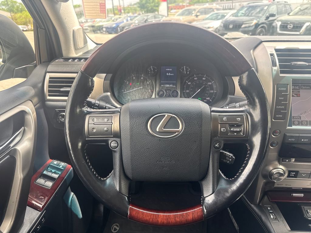Used 2016 Lexus GX 460 Luxury image 24