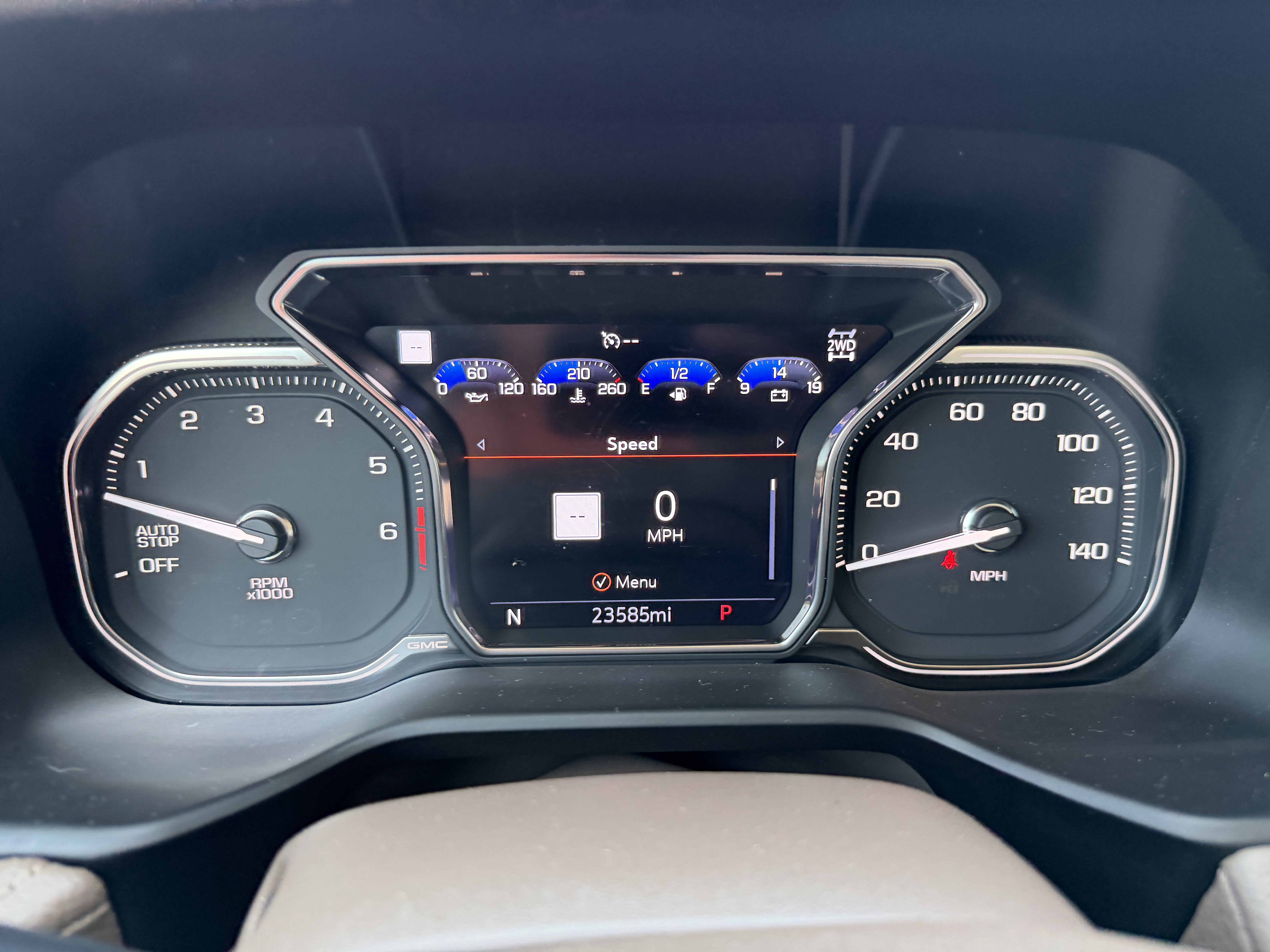 Used 2021 GMC Yukon Denali w/ Denali Premium Package image 33