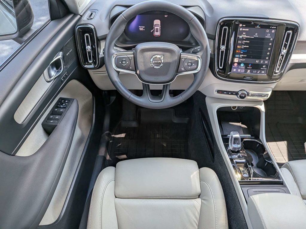 Certified 2023 Volvo XC40 B5 Ultimate w/ Climate Package AWD/4WD image 23