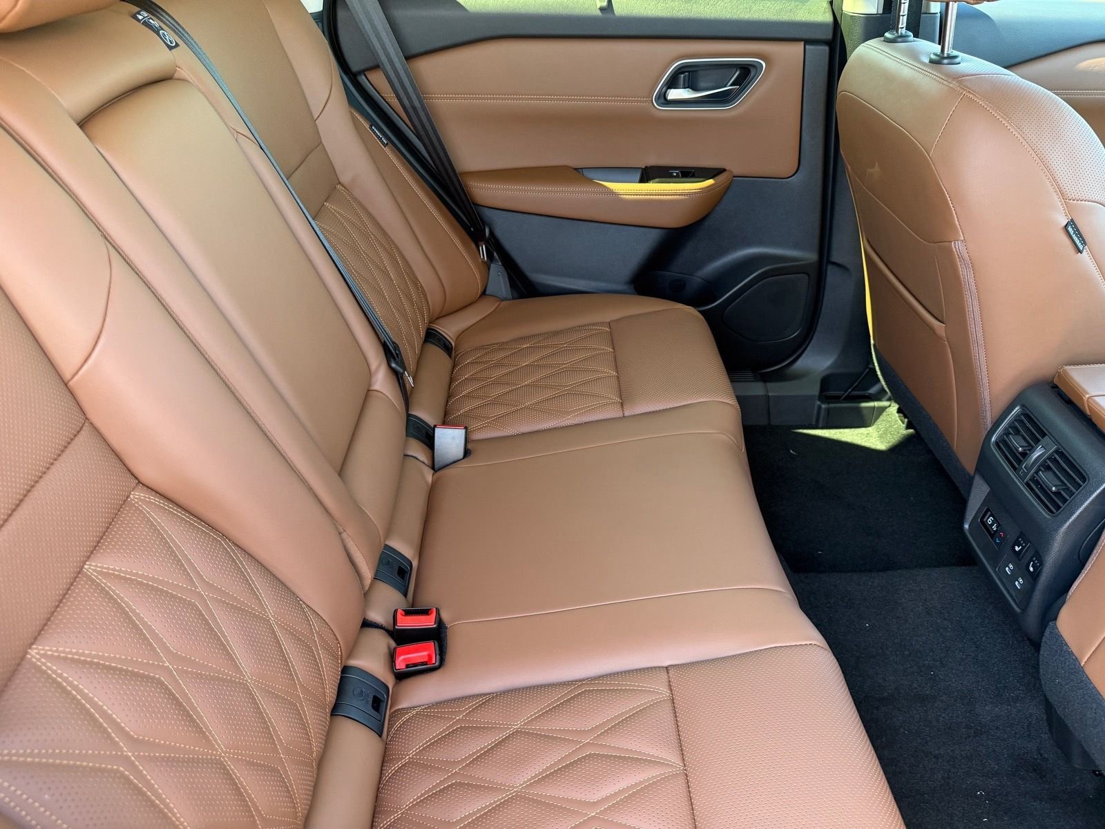 New 2026 Nissan Rogue Platinum w/ Tech Package image 16