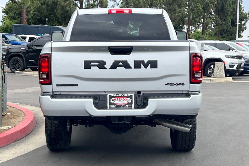 New 2026 RAM 2500 Big Horn AWD/4WD image 5