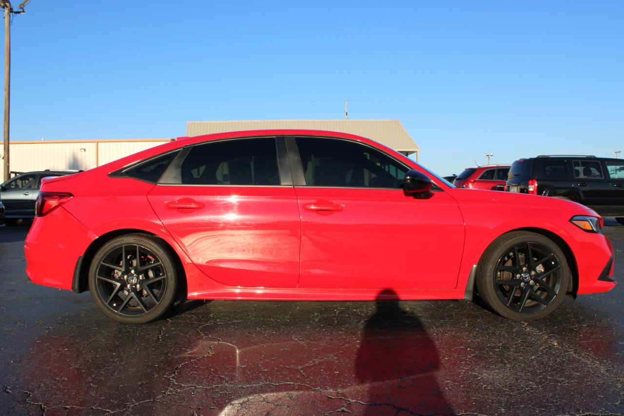Used 2022 Honda Civic Sport image 3