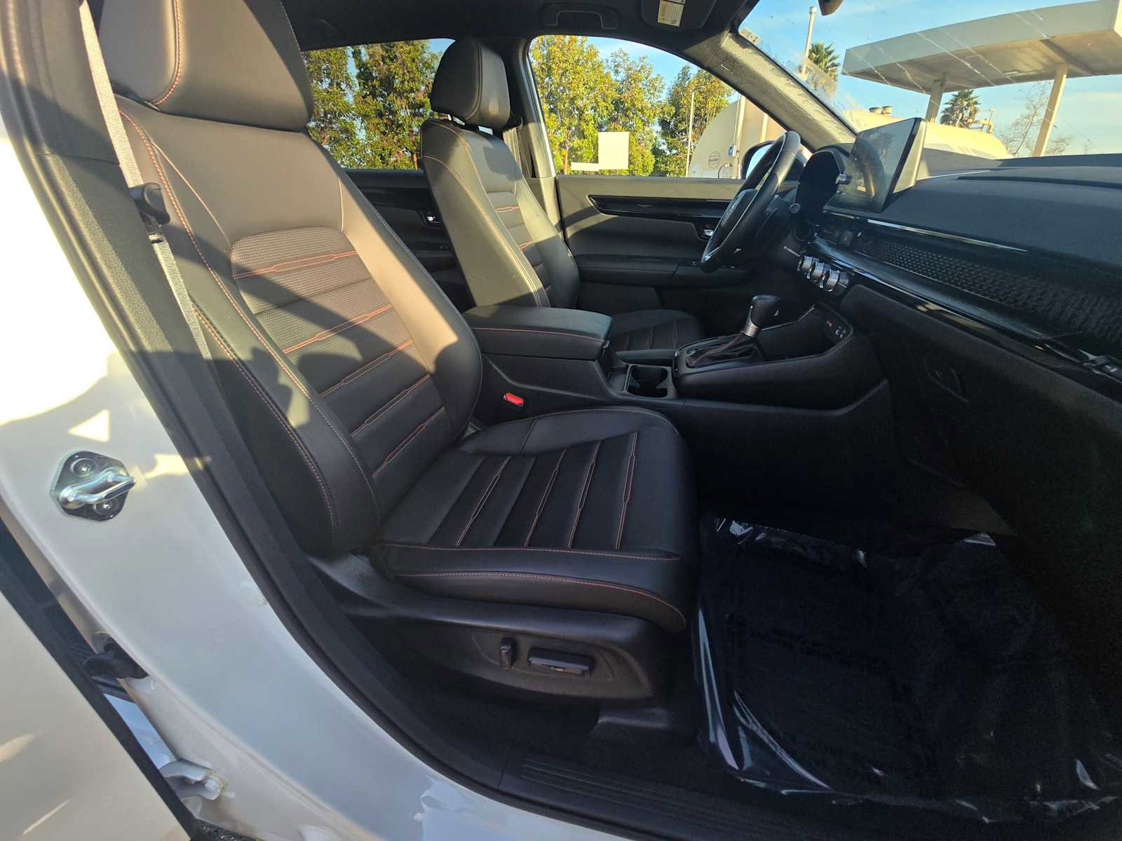 Used 2024 Honda CR-V Sport Touring image 11