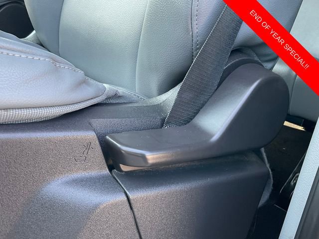 Used 2016 Ford Transit 150 XL image 11