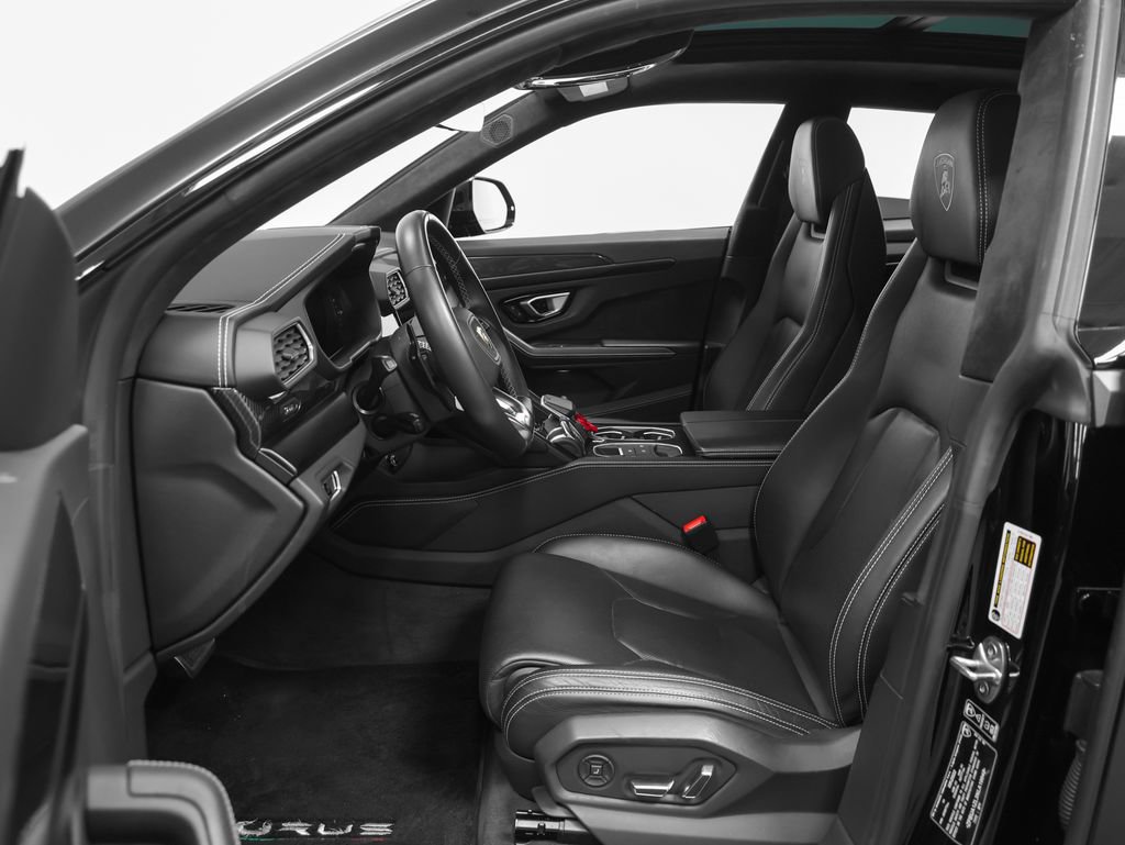 Used 2022 Lamborghini Urus AWD/4WD image 71
