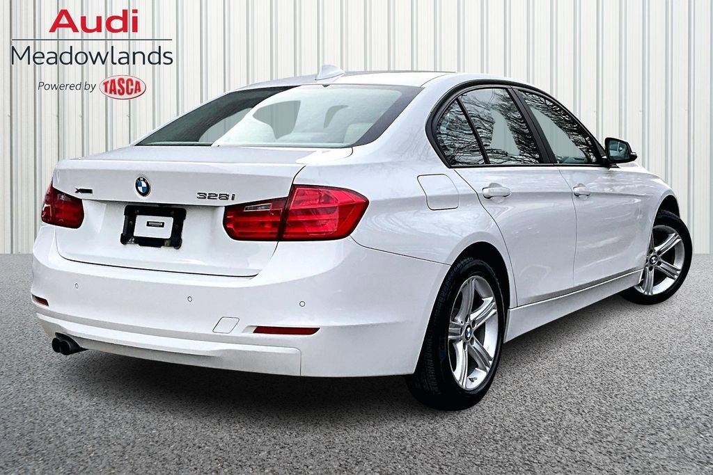 Used 2015 BMW 328i xDrive Sedan image 6