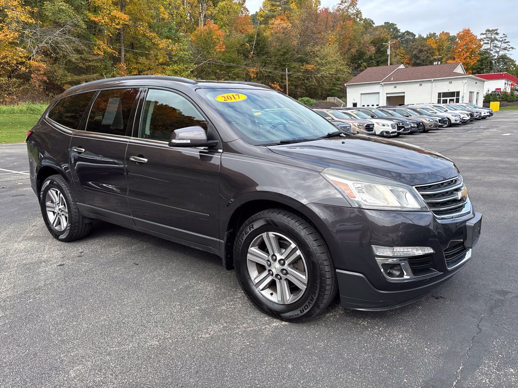 Used 2017 Chevrolet Traverse LT AWD/4WD image 7