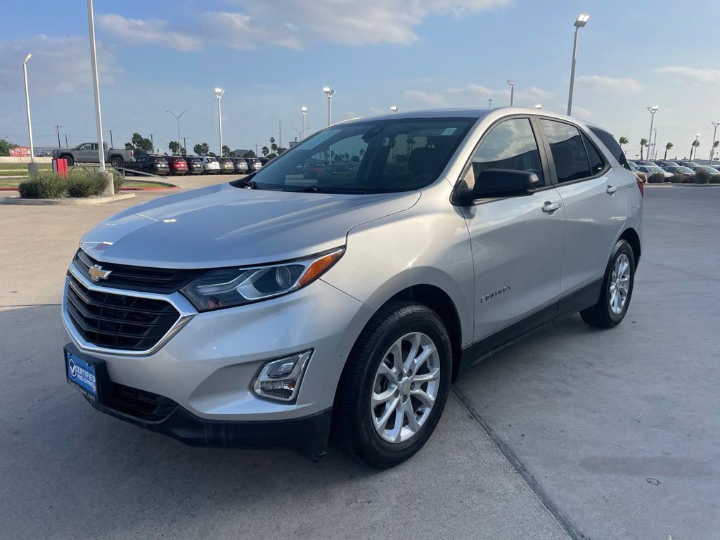 Used 2020 Chevrolet Equinox LS w/ LS Convenience Package FWD image 5