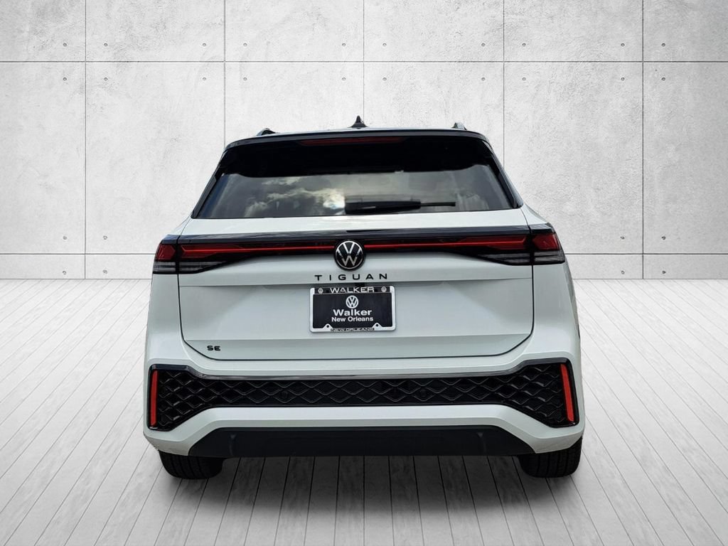 New 2026 Volkswagen Tiguan SE R-Line FWD image 6