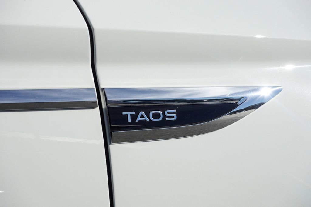 Used 2022 Volkswagen Taos SE image 6