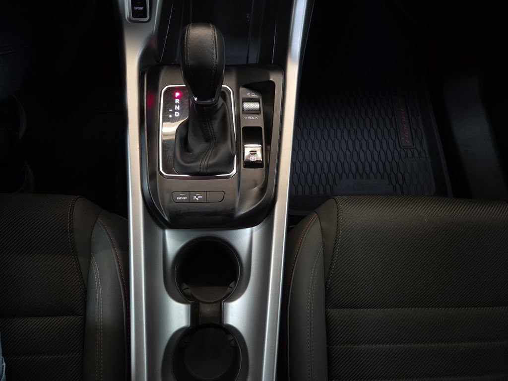 Used 2024 Dodge Hornet R/T w/ Tech Pack w/o Parking image 18