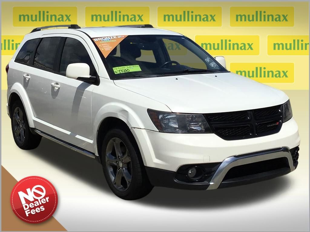 Used 2017 Dodge Journey Crossroad image 1