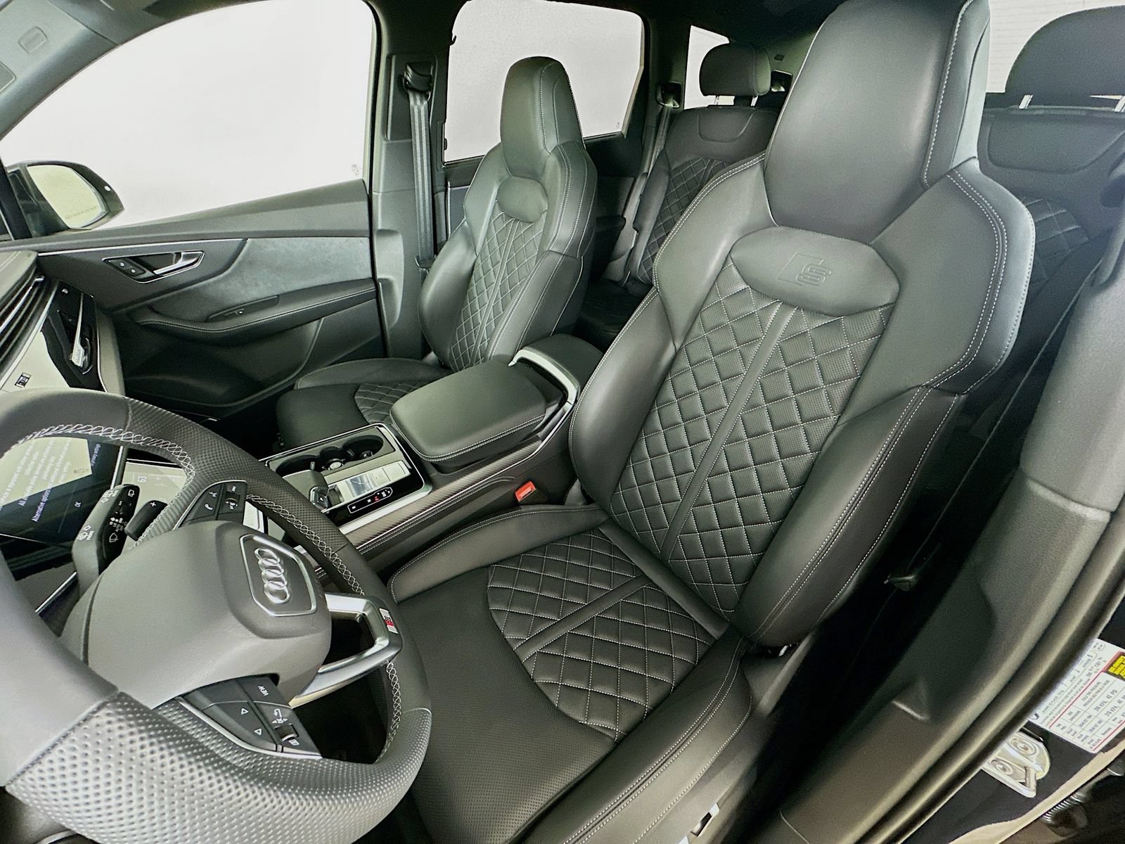 New 2026 Audi SQ7 Premium Plus AWD/4WD image 34