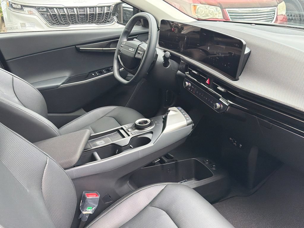 New 2026 Kia EV6 Wind AWD/4WD image 10