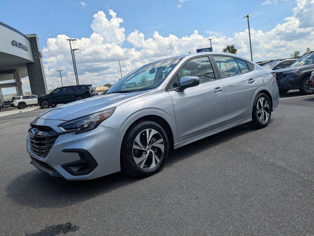 Used 2025 Subaru Legacy Premium AWD/4WD image 8