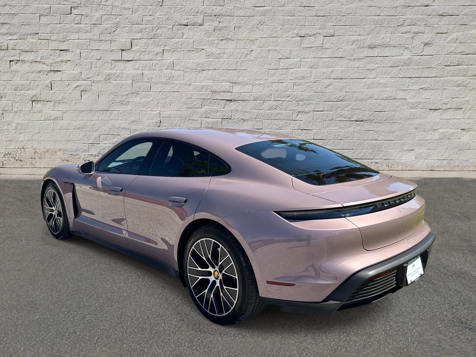 Used 2024 Porsche Taycan RWD image 3