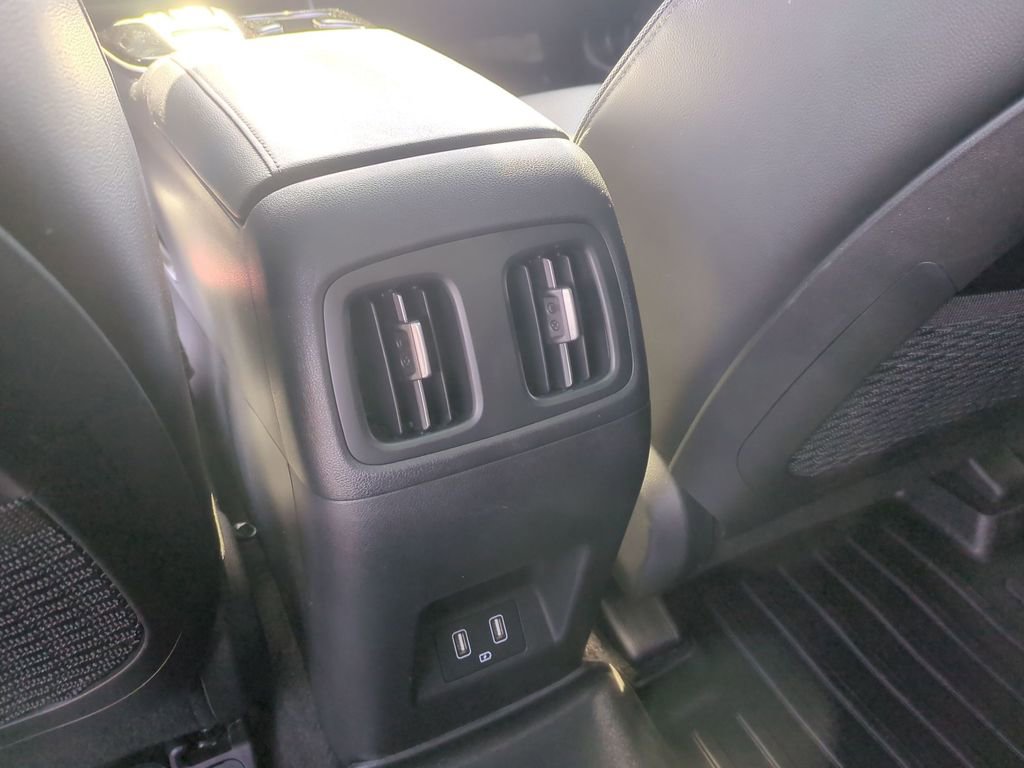 Used 2022 Hyundai Tucson Limited w/ Cargo Package image 26