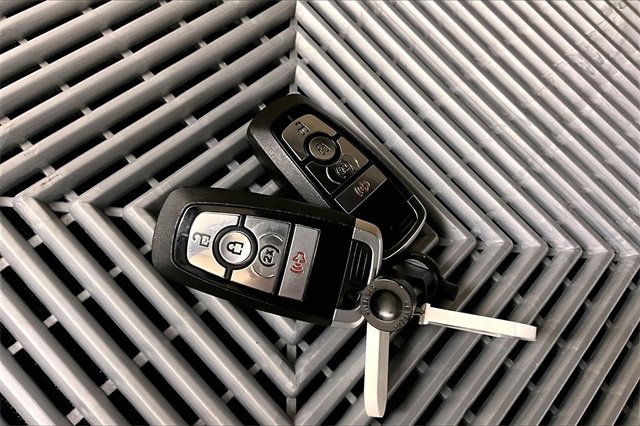 Used 2021 Ford Bronco Outer Banks image 11