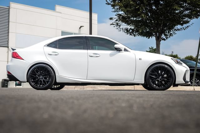 Used 2018 Lexus IS 300 F Sport w/ F Sport Package AWD/4WD image 14