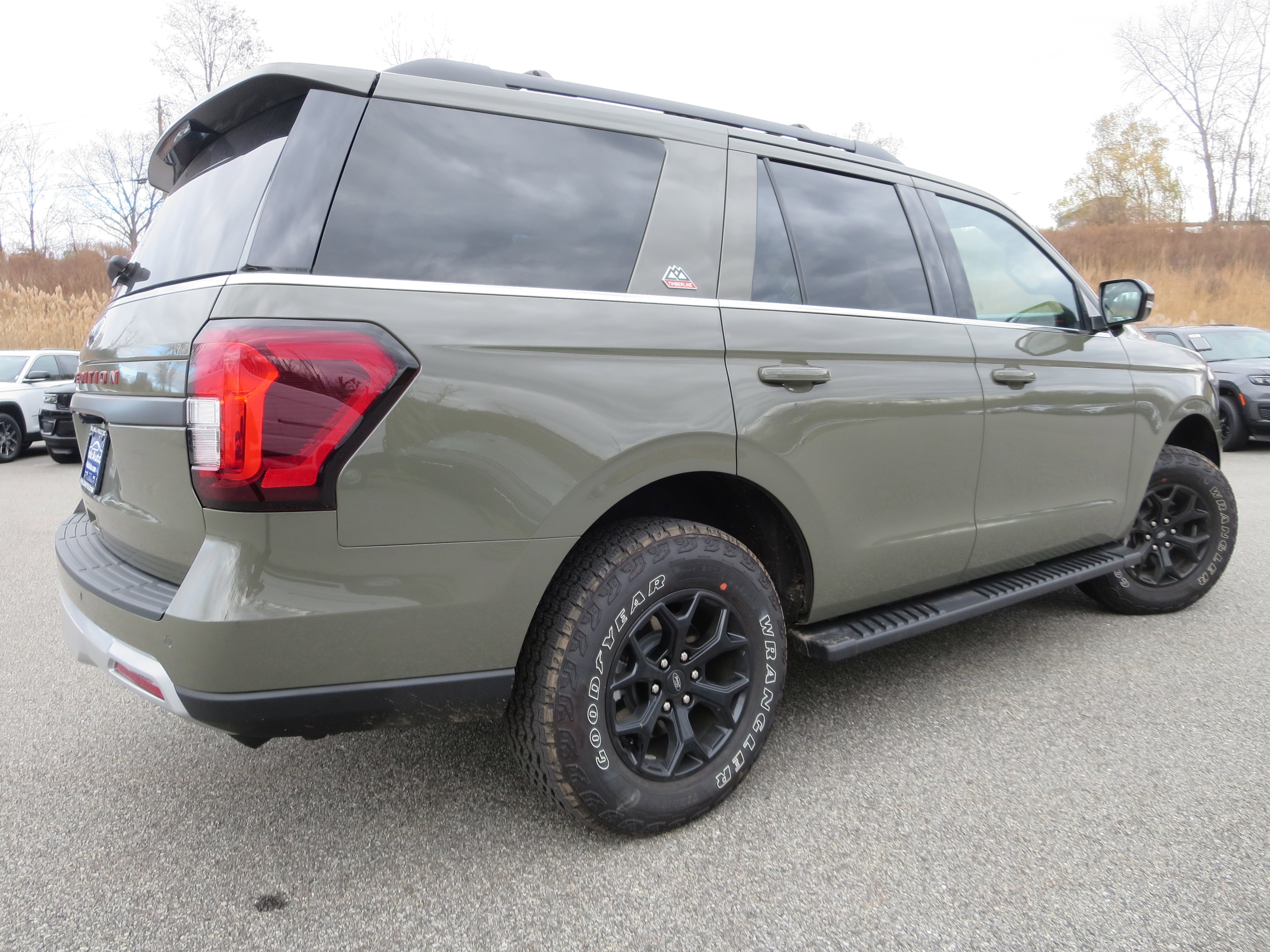Used 2024 Ford Expedition Timberline image 4