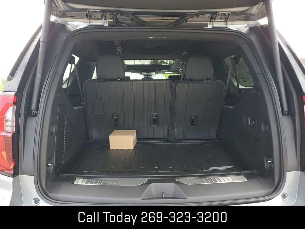 New 2025 GMC Yukon XL Denali w/ Denali Reserve Package image 29