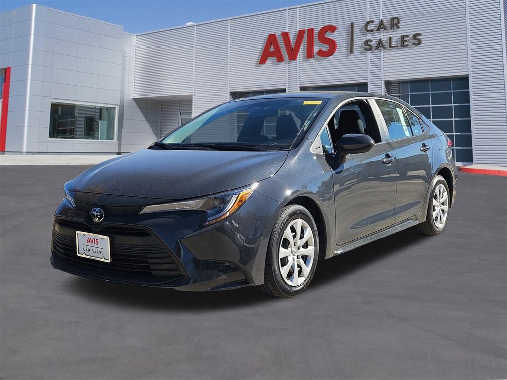 Used 2025 Toyota Corolla LE
