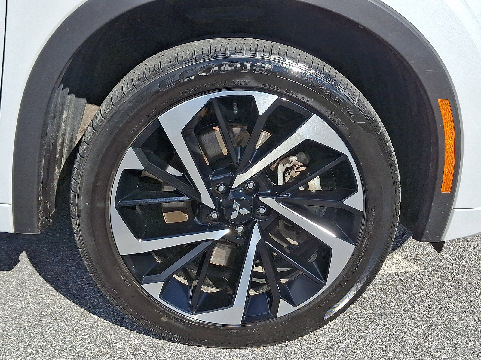 Used 2024 Mitsubishi Outlander SEL image 8