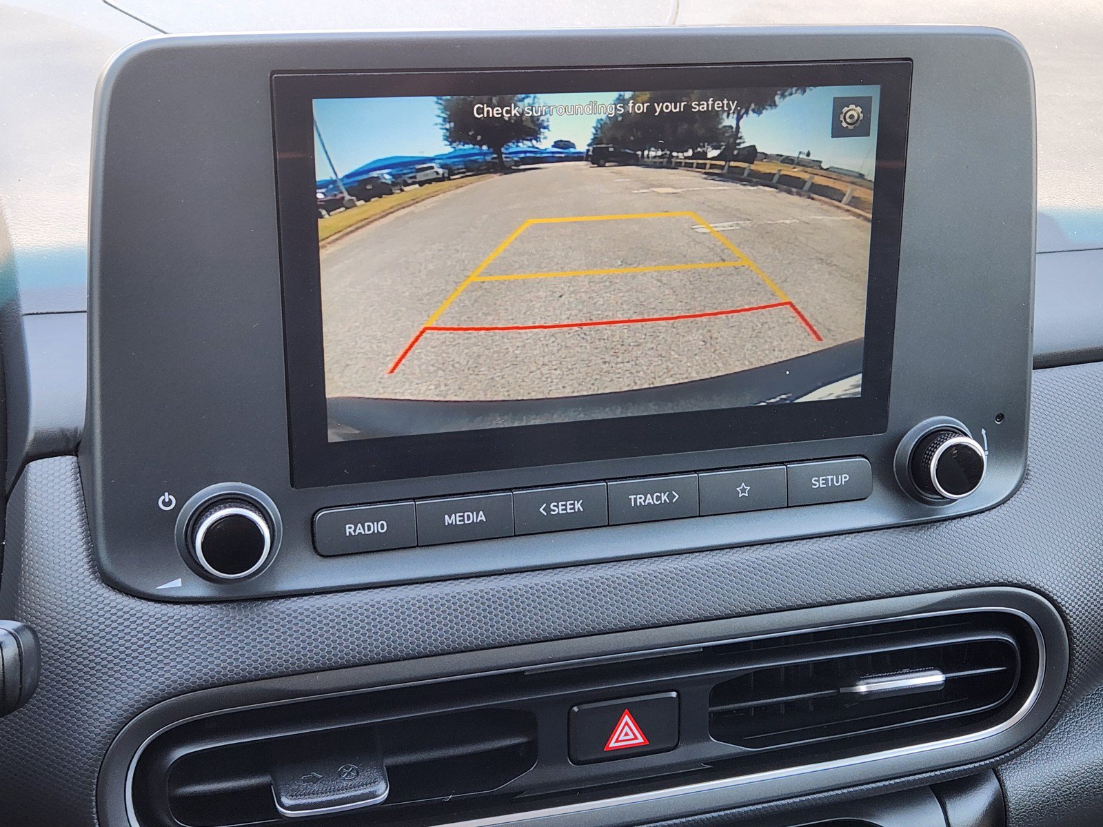 Used 2022 Hyundai Kona SEL FWD image 7