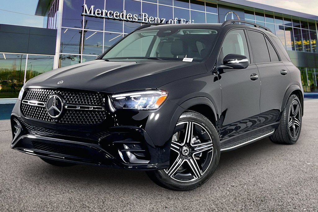 New 2026 Mercedes-Benz GLE 450 4MATIC w/ Winter Package image 2