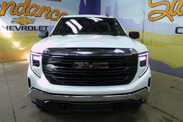 Used 2024 GMC Sierra 1500 Pro w/ Pro Value Package image 3