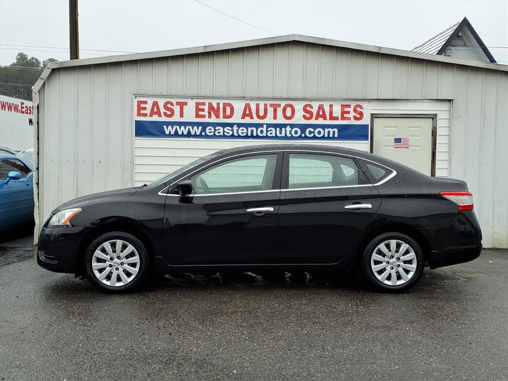 Used 2015 Nissan Sentra S image 2