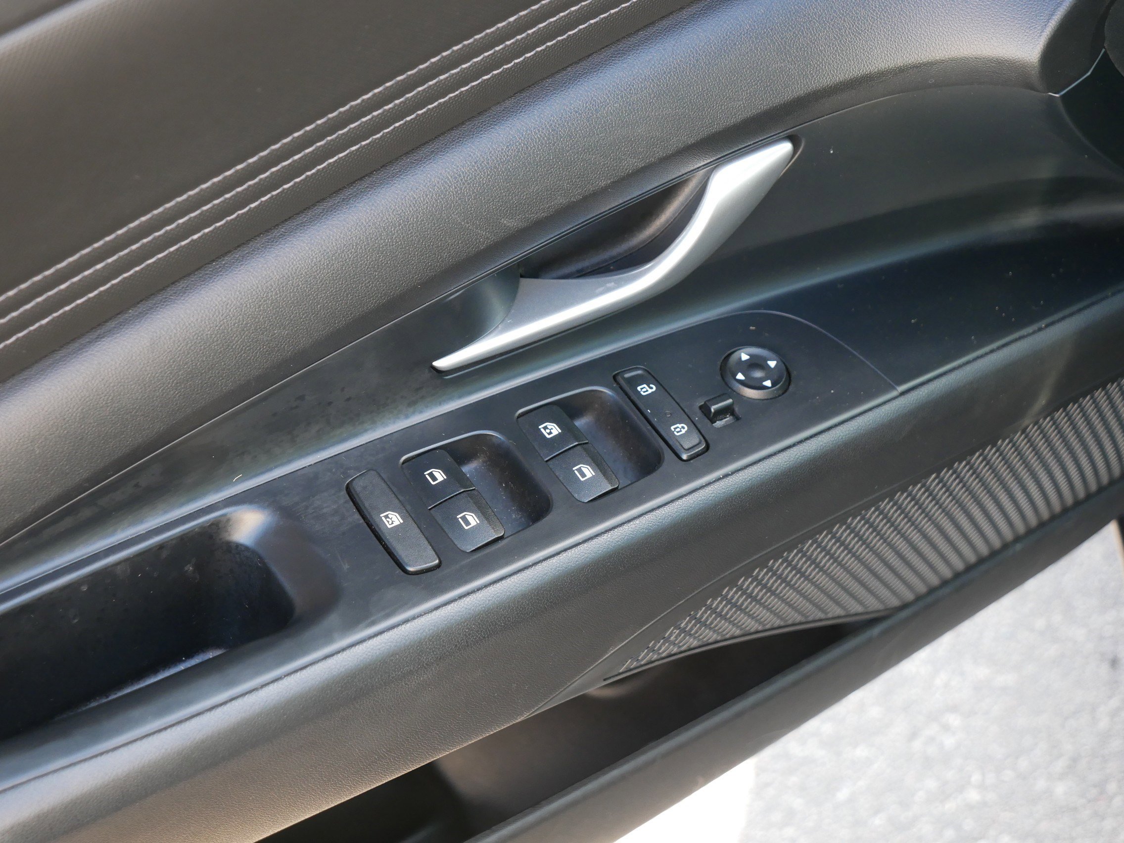 Certified 2023 Hyundai Elantra Limited image 19