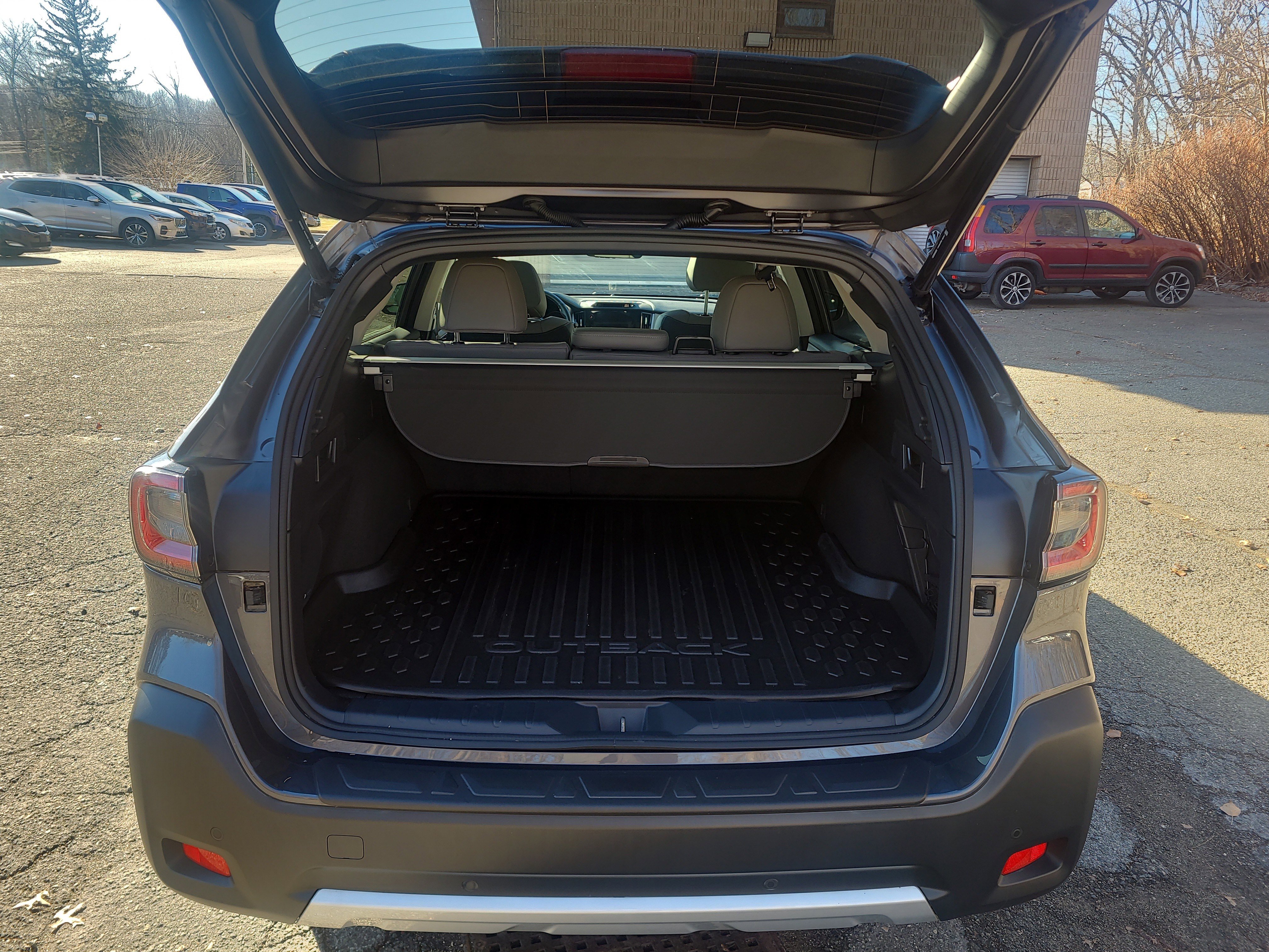 Used 2023 Subaru Outback Limited XT image 32