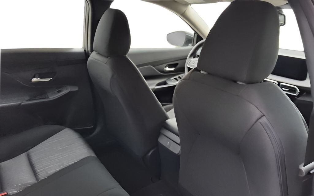 New 2026 Nissan Sentra SV w/ SV Convenience Package FWD image 33