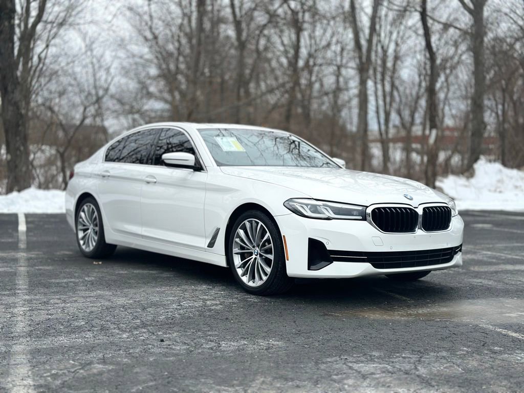 Used 2023 BMW 530i xDrive w/ Premium Package image 10