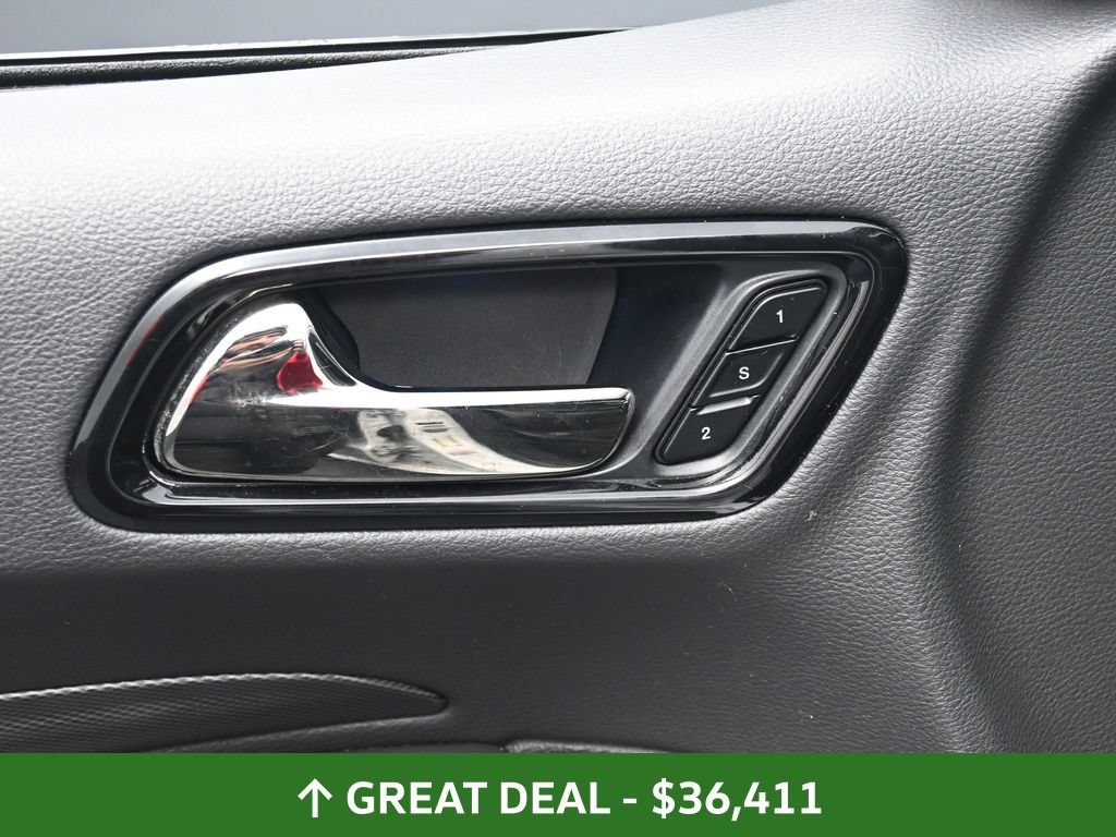 Used 2024 Dodge Durango R/T AWD/4WD image 16