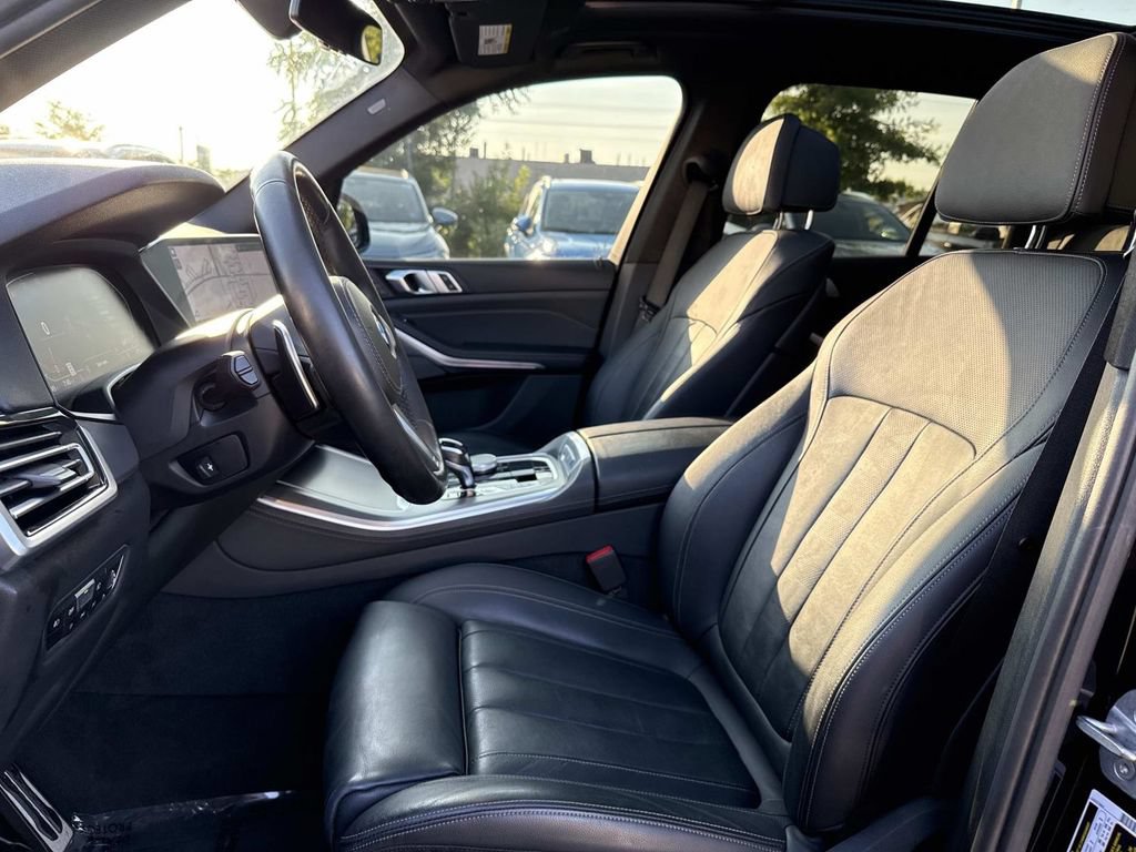 Used 2019 BMW X5 xDrive40i w/ M Sport Package AWD/4WD image 10