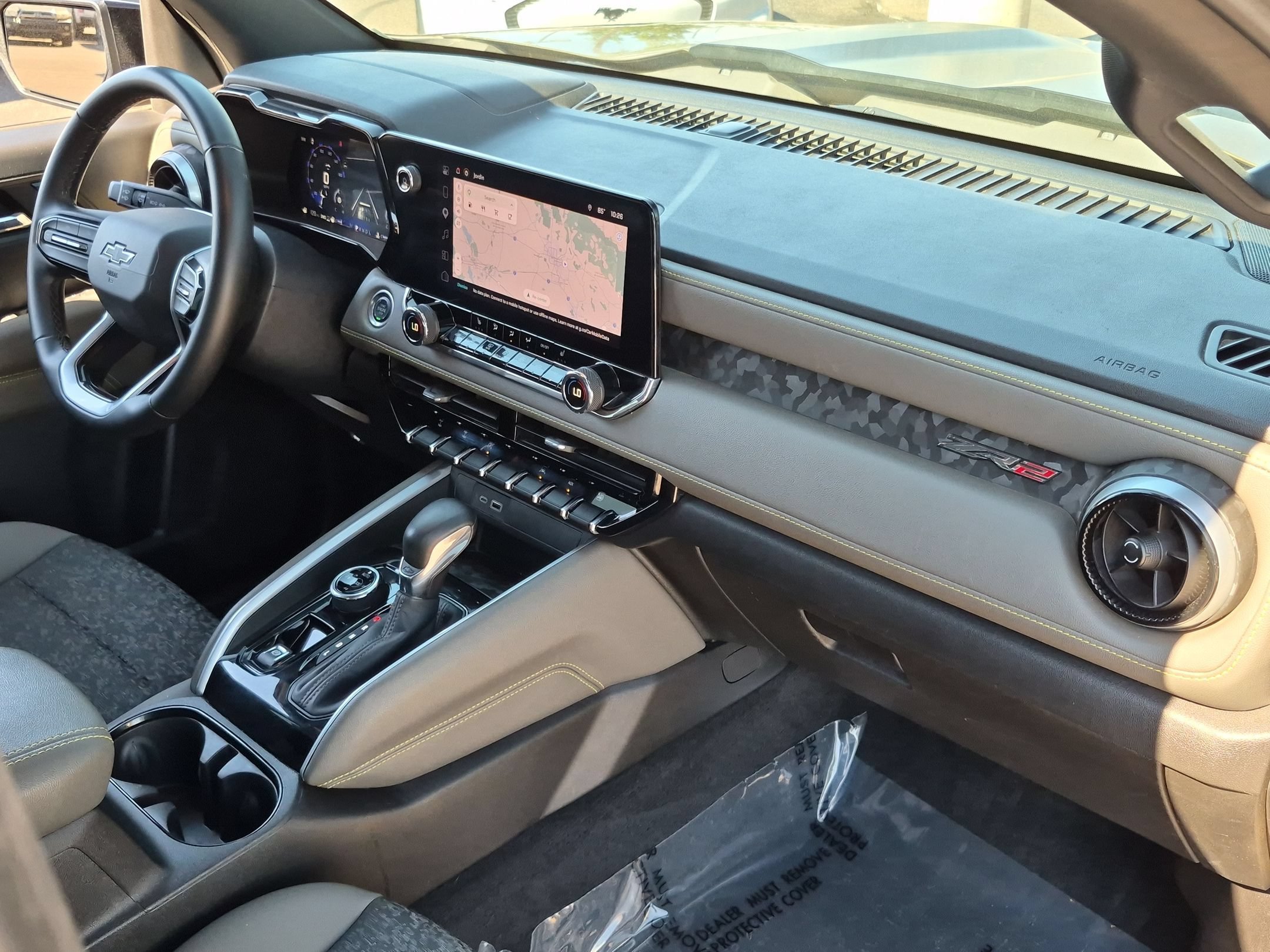 Used 2024 Chevrolet Colorado ZR2 w/ Technology Package AWD/4WD image 26