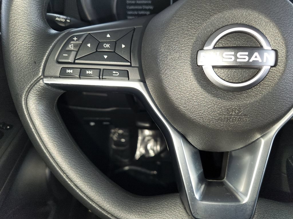 Used 2024 Nissan Kicks SV FWD image 24