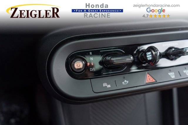 Used 2025 MINI Cooper 2-Door Hardtop image 24
